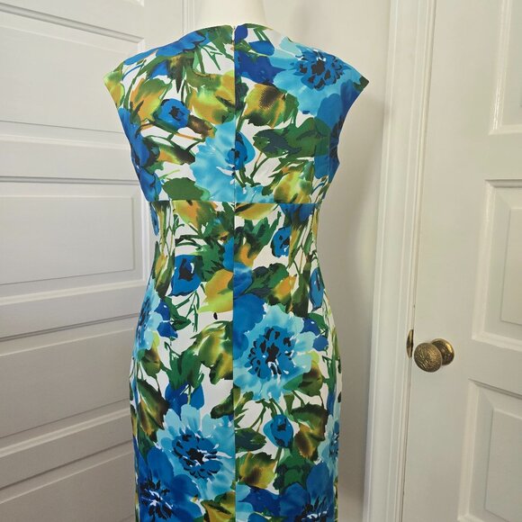 Ronni Nicole Slim Fitting Bust Accentuating Blue/Green Floral Summer Dress Sz 12 - Picture 6 of 10